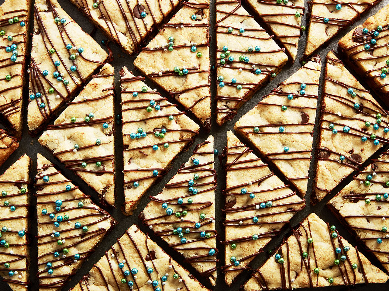 新的节日cookie食谱:巧克力芯片cookie
